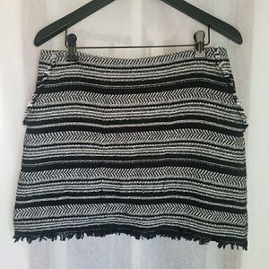 LOFT Skirt Size 8 Striped Boho Mini Western Aztec Strip Black White Cotton Blend